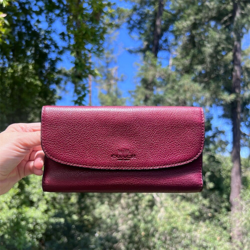 Coach Vintage Burgundy Pebble Leather Trifold Wallet W Silver Hardware Authentic